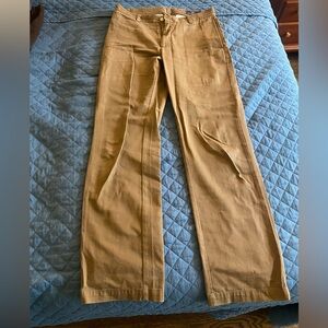 Men’s Vineyard Vine Club Pants 32x34. Dark Khaki